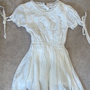 Petite Amalie Dress White girls size 5